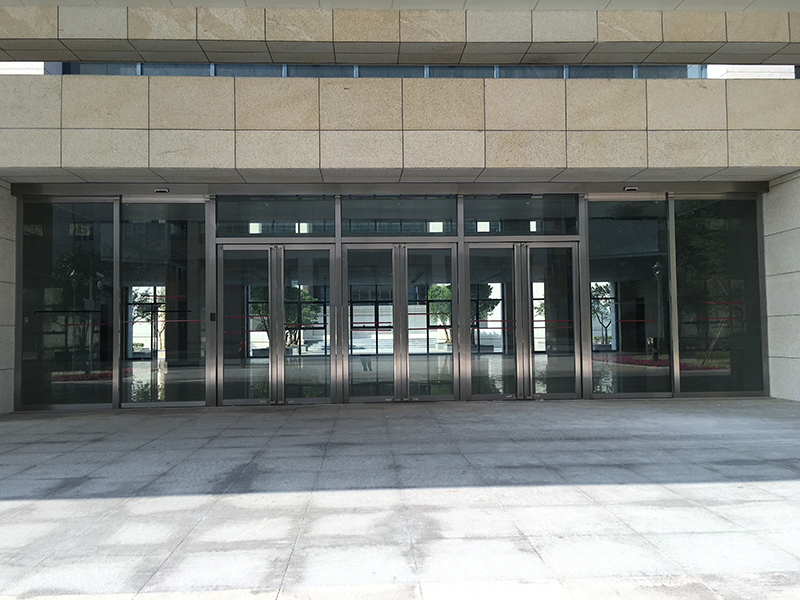 玻璃不锈钢框自动门